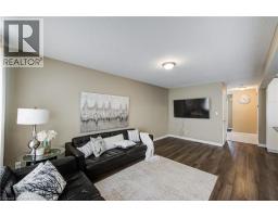 66 YVONNE Crescent - 10