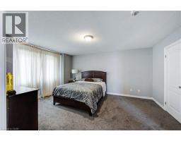 66 YVONNE Crescent - 20
