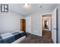 66 YVONNE Crescent - 31