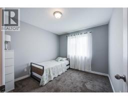 66 YVONNE Crescent - 36