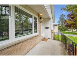 53 KAREN Walk - 5