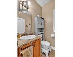 10 WESTVIEW Court - 32