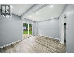 8 WOODS End - 18