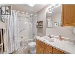 30 OAKHILL Drive UnitNo. A - 17