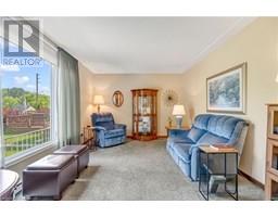 30 OAKHILL Drive UnitNo. A - 7