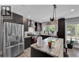 32 NICHOL Street W - 17