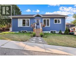 32 NICHOL Street W - 3