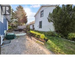 32 NICHOL Street W - 33