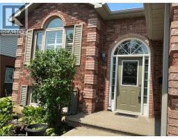 25 HYSLOP Drive - 3