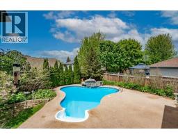 25 HYSLOP Drive - 40