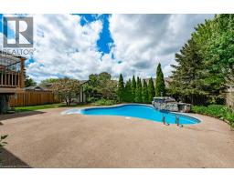 25 HYSLOP Drive - 41