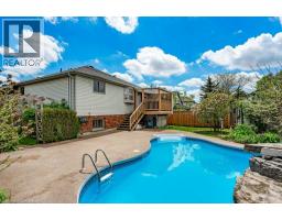 25 HYSLOP Drive - 42