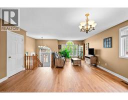 25 HYSLOP Drive - 7
