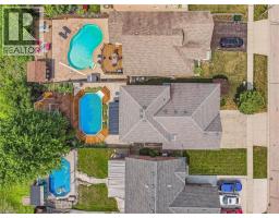 114 DELAVAN Drive - 6