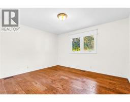 78 TUPPER Crescent - 11