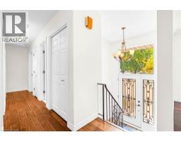 78 TUPPER Crescent - 3