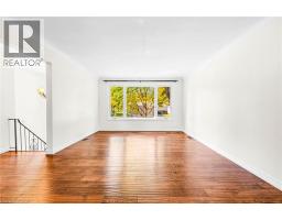 78 TUPPER Crescent - 4
