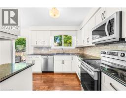 78 TUPPER Crescent - 8