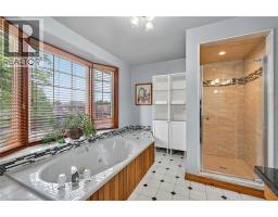 64 SUMMERDALE Place - 32