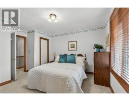 64 SUMMERDALE Place - 37