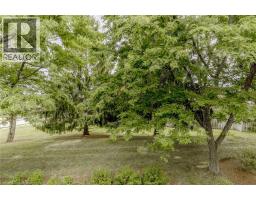 523 BEECHWOOD Drive UnitNo. 4 - 33