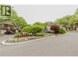 523 BEECHWOOD Drive UnitNo. 4 - 43