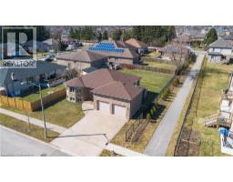98 THOMAS Avenue - 46