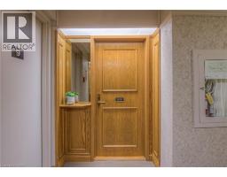 4 WILLOW Street UnitNo. 906 - 13