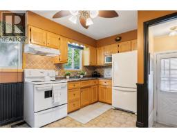 132 MAPLE Street - 7