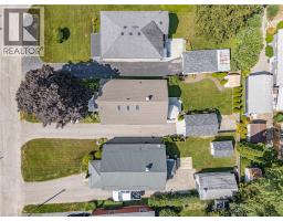 17 DAVIS Street W - 35