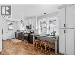 17 DAVIS Street W - 6
