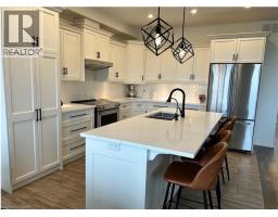 111 VILLAGE Road - 10