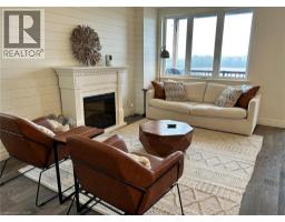 111 VILLAGE Road - 7