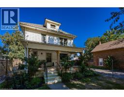 215 NORFOLK Street N - 1