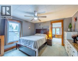 215 NORFOLK Street N - 17