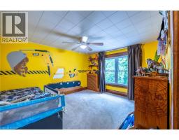 215 NORFOLK Street N - 22