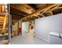 215 NORFOLK Street N - 27