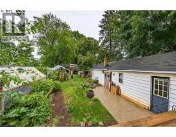215 NORFOLK Street N - 34
