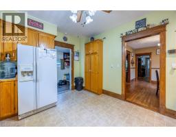 215 NORFOLK Street N - 8