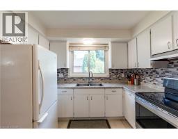 2 LESTER Place - 6