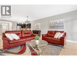 20 ISHERWOOD Avenue UnitNo. 46 - 14