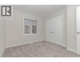 14 PRINCE PHILIP Boulevard - 30