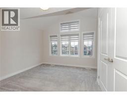14 PRINCE PHILIP Boulevard - 33
