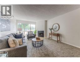 15 HOFSTETTER Avenue UnitNo. 213 - 8