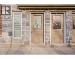 122 COURTLAND Avenue E UnitNo. 11 - 3