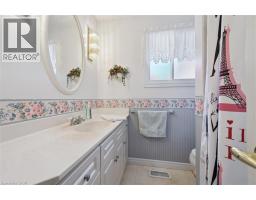 61 TRAYNOR Avenue - 22