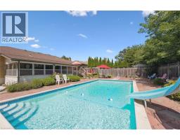 61 TRAYNOR Avenue - 36