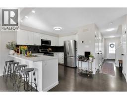 6 UPPER MERCER Street UnitNo. H32 - 10