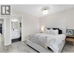 6 UPPER MERCER Street UnitNo. H32 - 20