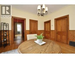 110 GRAND Avenue S - 13